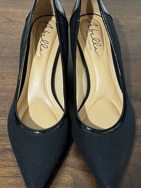 Abella Black Pointed-Toe Dress Heels